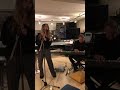 Nyusha / Нюша - отрывок НОВОЙ ПЕСНИ (Live, акустический концерт в Instagram)