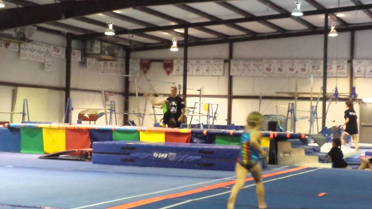 Callie doing 4 back handsprings in a row! YouTube