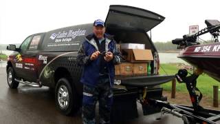 How to Dress for Cold and Rain While Fishing