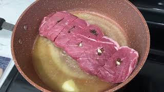 طريقة عمل روست لحم  مع البطاطا والجزر (Roast beef)