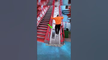 Chiếc cầu thang kỳ lạ ở công viên Châu âu #shorts