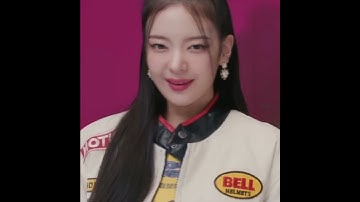 BLACKPINK MEMBERS REACTION ON POPULAR HINDI SONG MAAN MERI JAAN 🥰 #blackpink#bts #kpop#shorts