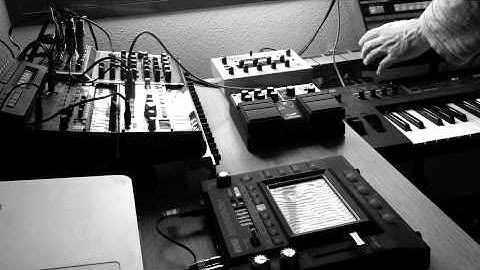 Korg Kaossilator Pro+ | Korg Volca Bass |  Korg Microkorg #3 (demo)