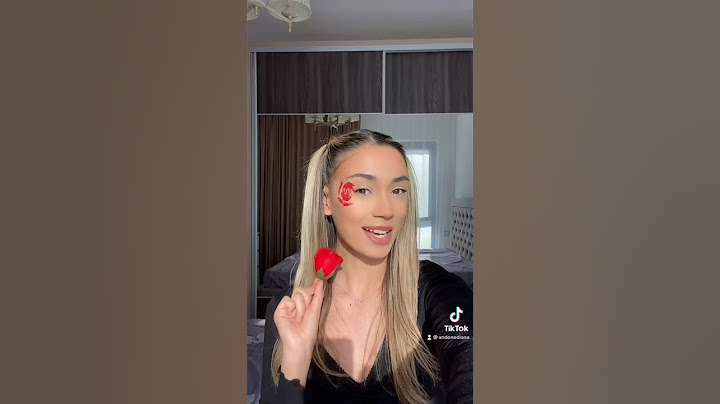 Incerc trendul cu trandafiri pe față 🌹