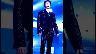 Hoshi is the hottest man alive. Agree or argue with the wall idc #hoshi #seventeen #sooyoung