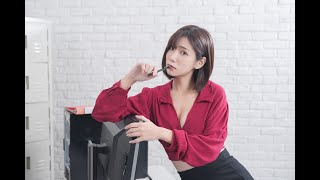 怎么就活成自己讨厌的人- 王一一 (唱) Bài Hát Tiếng Hoa - Chinese (Mandarin) song