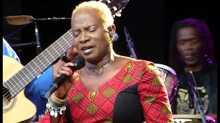 Angelique Kidjo - Malaika (Jena 2014)