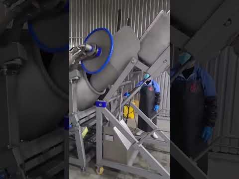 #frozenmeatgrinder #mangler #meatgrinder #food #meatmincer #mincingmachine