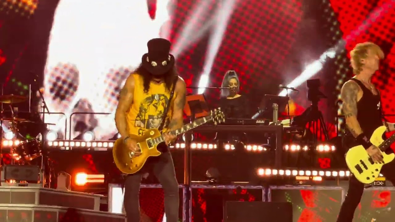 Sweet Child of Mine - Gun ‘n’ Roses - Live from Mumbai , India 2025