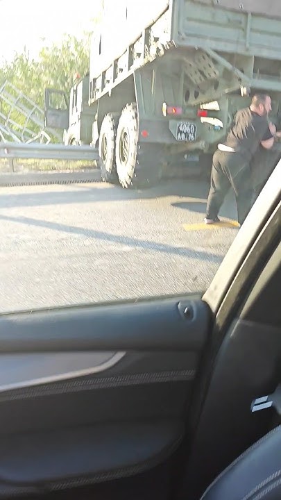 Спас жизнь 💪 ДТП военный камаз. Трасса Ростов-Батайск #дтп #сво #камаз ...