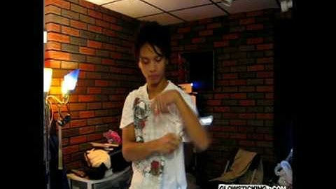 Glowsticking.com Xodiac 2-20-10 Manip Variation