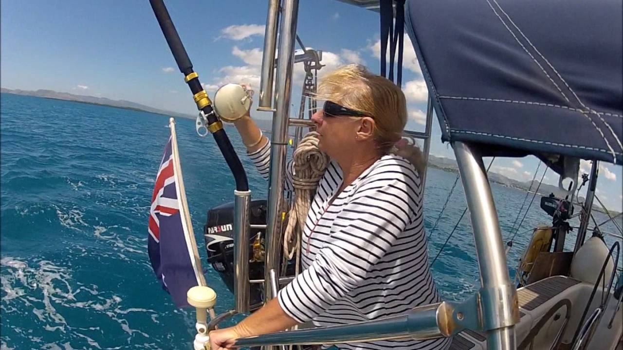 228 Cruising around Fiji on Annecam