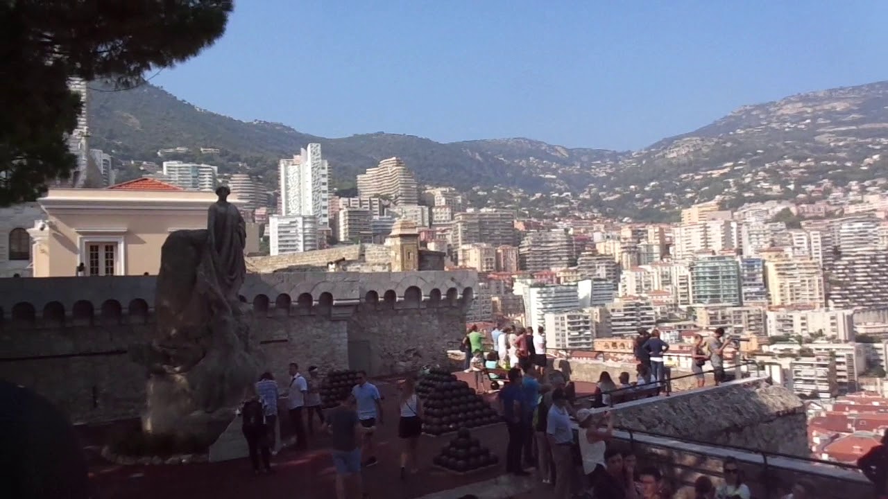 View the harbor in Monaco with Eva's Best Luxury Travel!