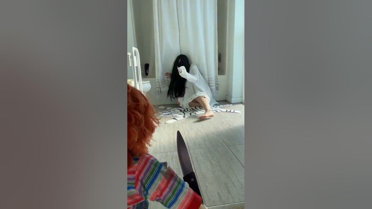 Who WINS the BATTLE?! ππΌ CHUCKY vs RING GIRL Who WINS the BATTLE?! ππΌ CHUCKY vs RING GIRL