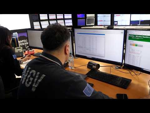 Video Tre scosse nella notte nei campi Flegrei, l’Ingv: “Sisma ordinario”