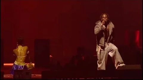 REMA performs ‘Charm’ and ‘Calm down’ live from o2 Arena sold out 20k capacity