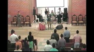 Video thumbnail of "Pronto vendra el Señor su Iglesia a Levantar Gloriosa"
