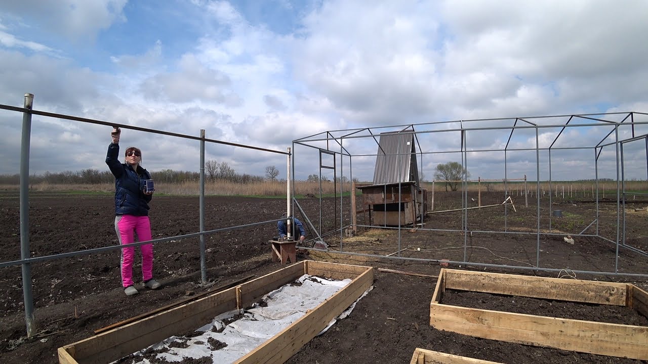 У них любовь но они и ссорятся \\ Деревенские хлопоты - YouTube