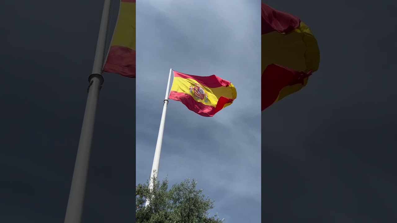 La bandera más grande de España | Plaza de Colón | Viaje a Madrid