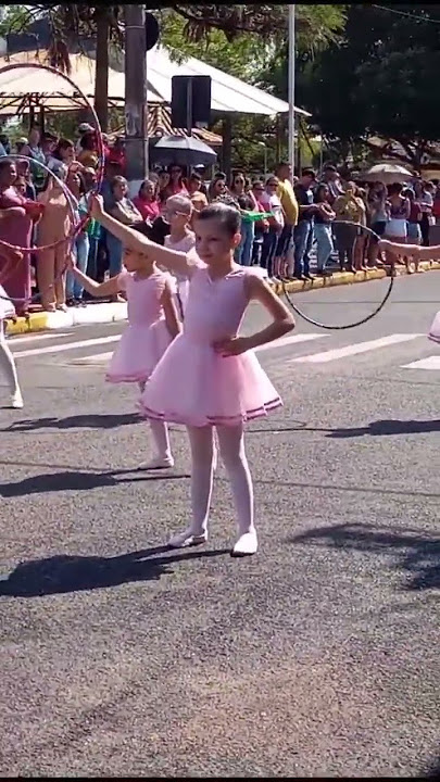 Desfile de 7 de setembro - Independência do Brasil #ballet #escola #borebi #apresentação #bailarina