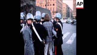 SYND 9 5 71 ANTI US DEMONSTRATION IN ROME