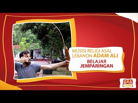 musisi-religi-asal-lebanon-adam-ali-belajar-jemparingan