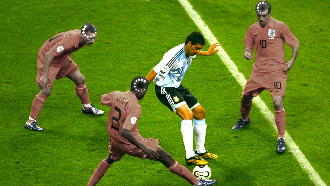 Juan Román Riquelme 100+ Wow Skills 😵 - YouTube