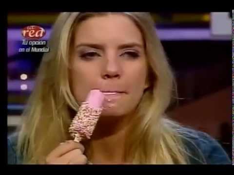 Javiera acevedo Chilena caliente chupando helado