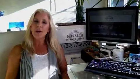 Monarch Estates and Homes, Broker Laura Doughty