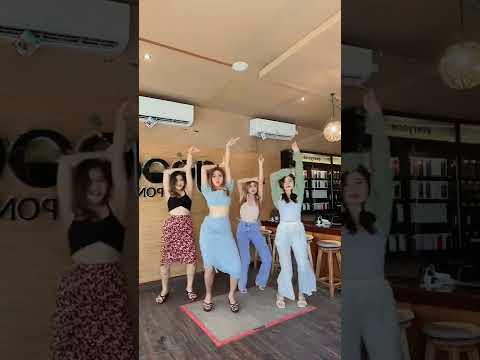 Asyalı kızlardan dans videoları Kore Japon Çin Asya Twerk twerking tayt dans videoları #shorts