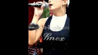 Alun Alun Nganjuk   Rena KDI   Monata vs Sera Goyang Duet 2010 dangdut koplo com