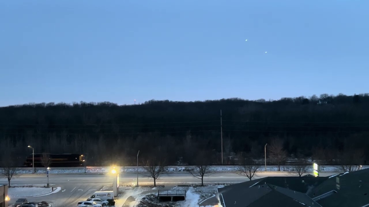 Freight train USA - just single carriage !