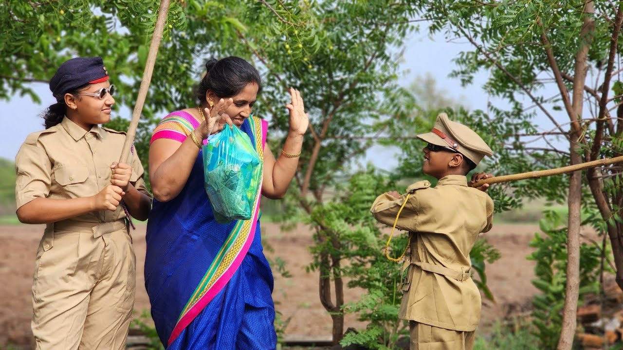 सिंघम मॅडम नी पकडली गुटखा विकणारी बाई 🙄#कॉमेडी