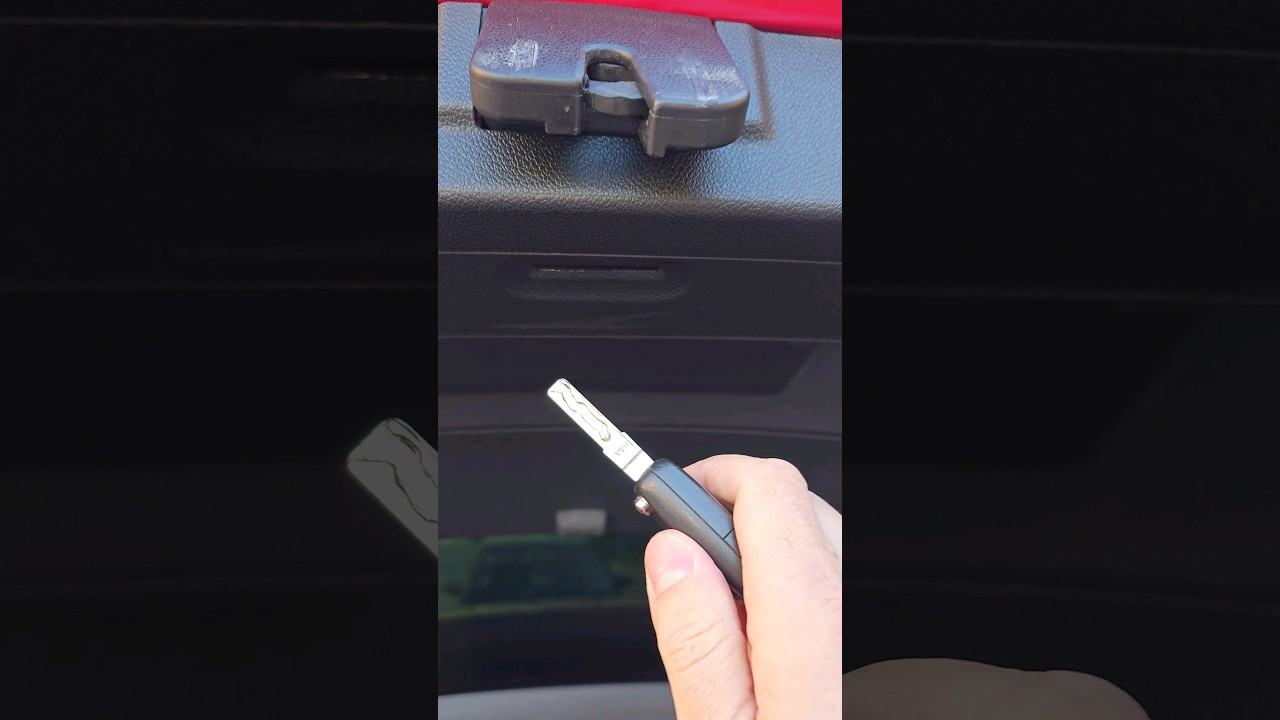 Unlocking the Trunk from Inside: VW Golf 6 Trunk Access Guide 