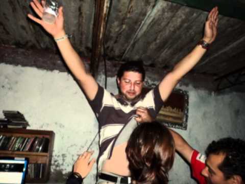 BORRACHOS - YouTube