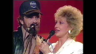 Okie from Muskogee  Merle Haggard & Tammy Wynette  live 1988