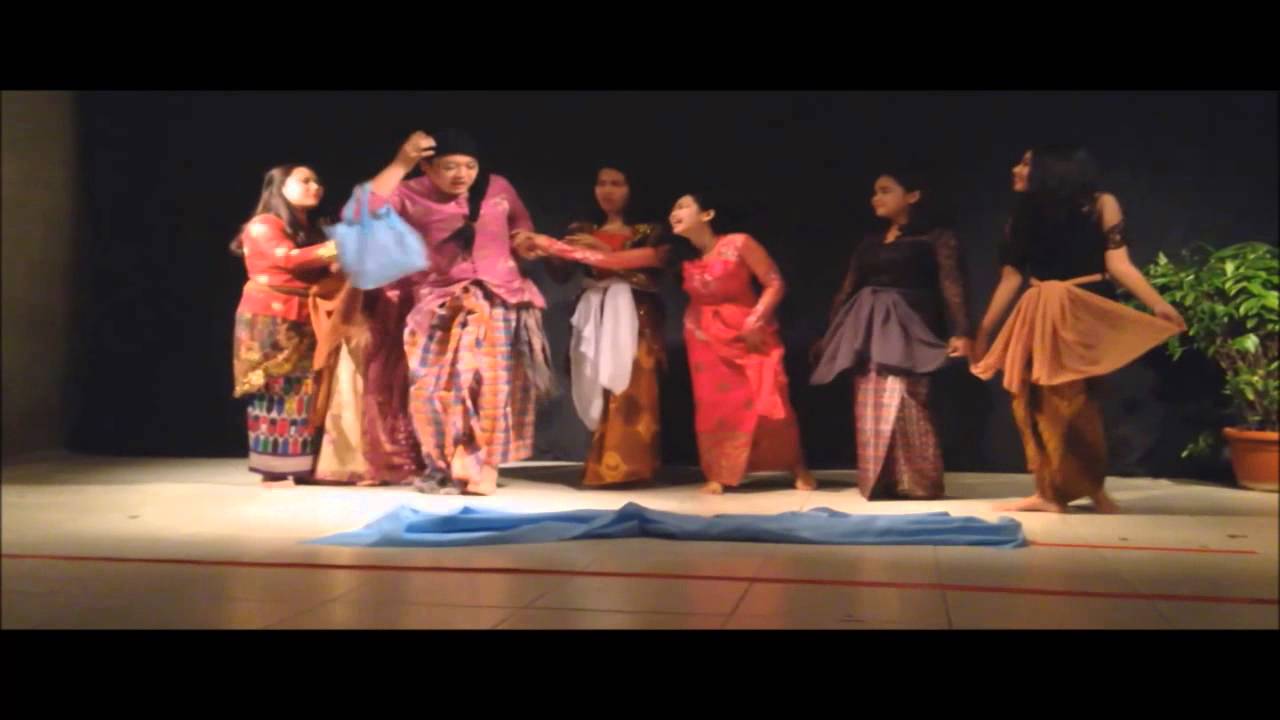 Teater Paramitha : Drama Musikal Jaka Tarub XI HR 3 - YouTube