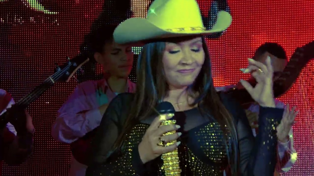 María José Rocca - Mejor me quedo soltera. (Video Oficial)