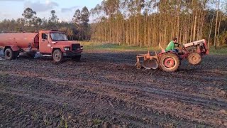 Agrale  REBOCANDO  Caminhão de Esterco !!! by Rancho Leguminoso 2,221 views 1 year ago 1 minute, 27 seconds