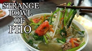 UNUSUAL PHO HANOI VIETNAM STREET FOOD - PHO AP CHO