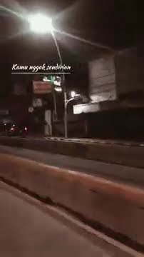 Vidio pas buat story' wa malam hari
