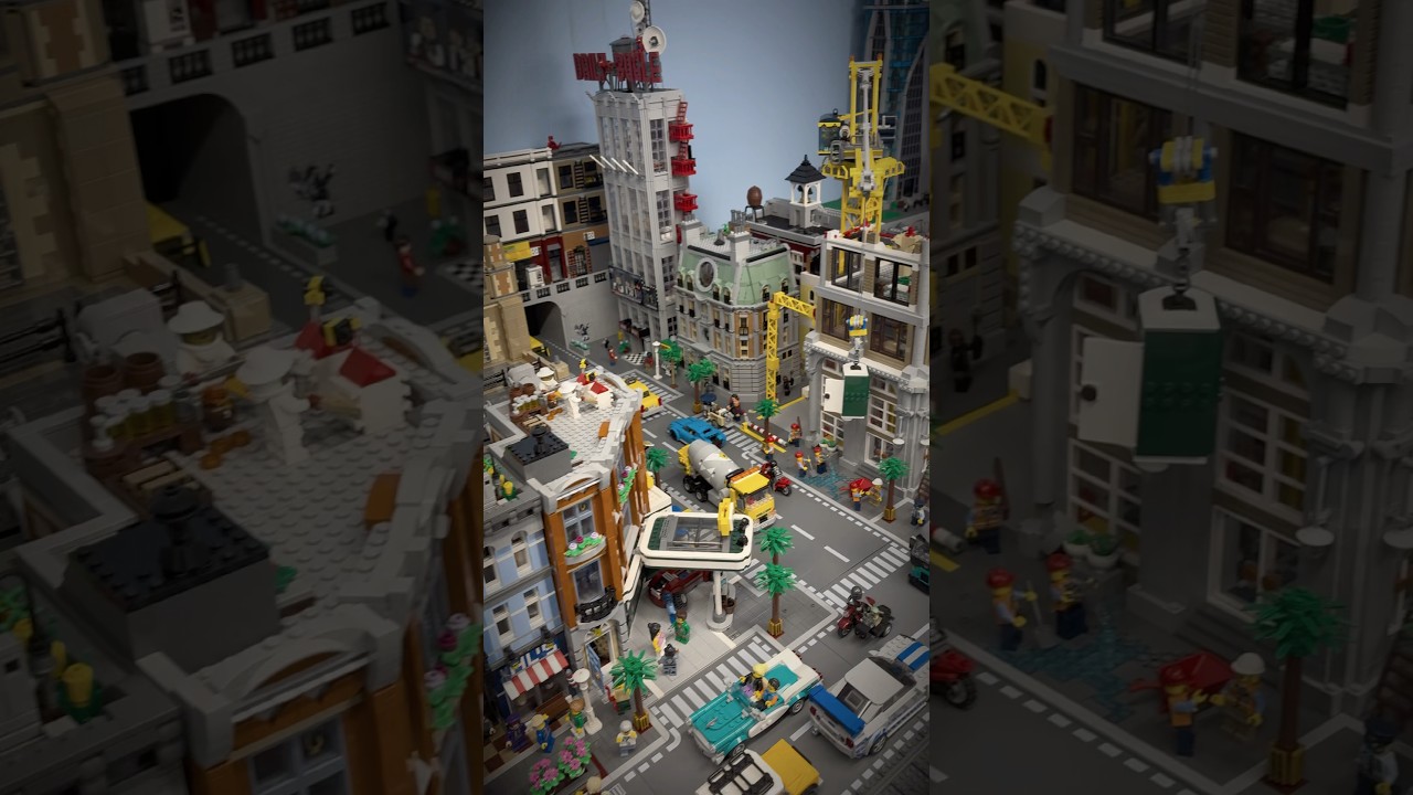 Time for a LEGO city extension! 😳 