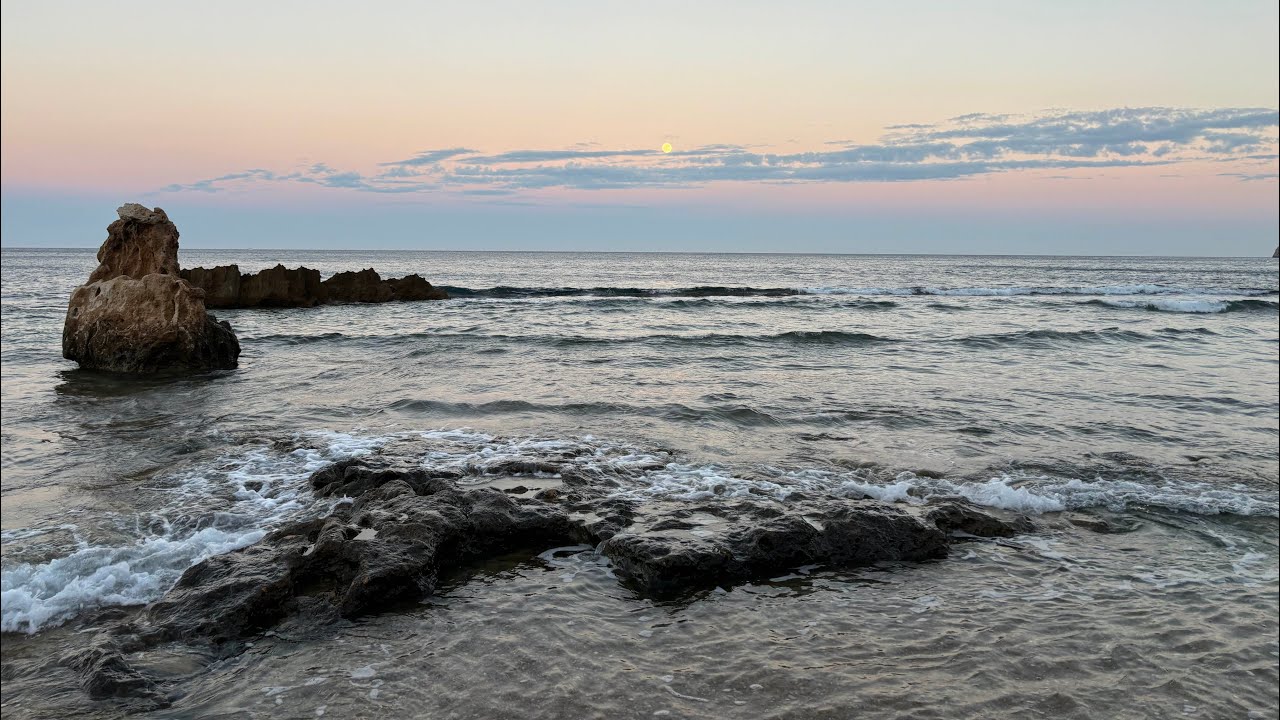 Valencia’s Hidden Coast: Playa Las Rotas Is STUNNING‼️😍