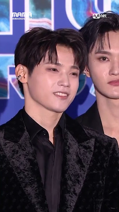 [#2024MAMA] #ini on RED CARPET #MAMAAWARDS #2024MAMAAWARDS