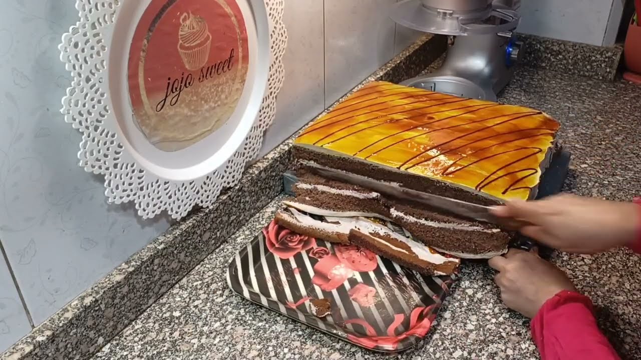 أوردر اربع دست جاتو مشكلين 🍰 حجم كبير ❗جاتو عادي وسويسرول بالسعر الجديد 😊