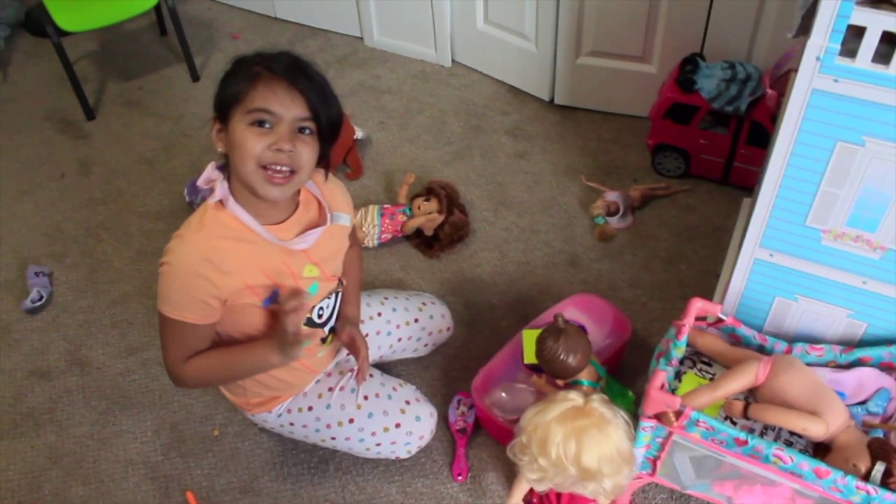 Kaylee Playing With Dolls Youtube