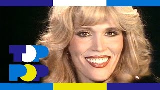 Video-Miniaturansicht von „Amanda Lear - Follow Me • TopPop“