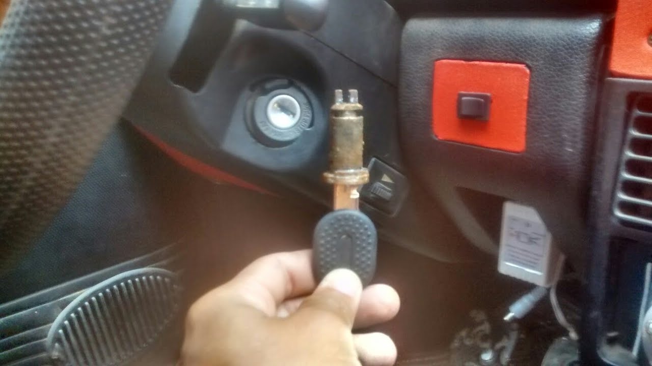 Troca do cilindro de ignição do Fiat uno