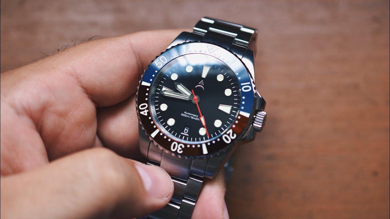 Under $600 For A Swiss Automatic Movement And A 500M Water Resistance Rating! (Axios Ironclad 40)