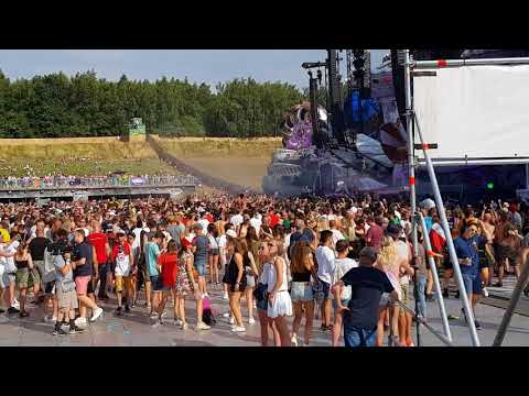 Alison Wonderland playing 'U Dont Know Vincent Remix' live at Tomorrowland 2018 WE1